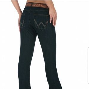 🐎 WRANGLER Q-BABY COWGIRL CUT